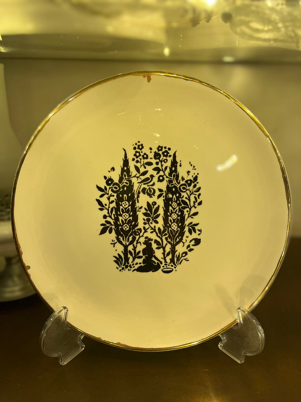 دیوارکوب سرامیکی لب طلا
